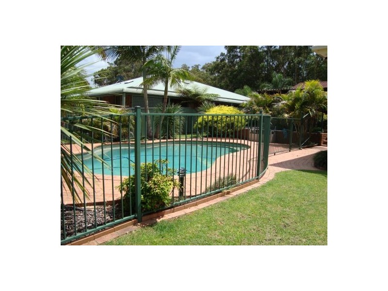 26 Albert Warner Dr, Warnervale NSW 2259