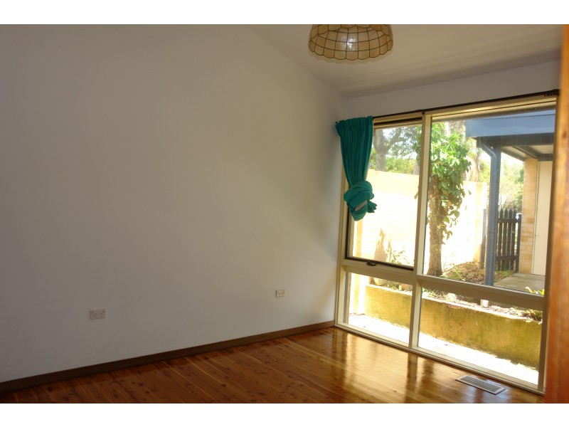 142 Tuggerawong Road, Wyongah NSW 2259