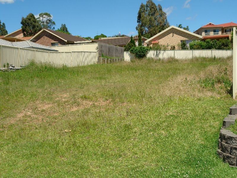 11 Harrington Close, Watanobbi NSW 2259
