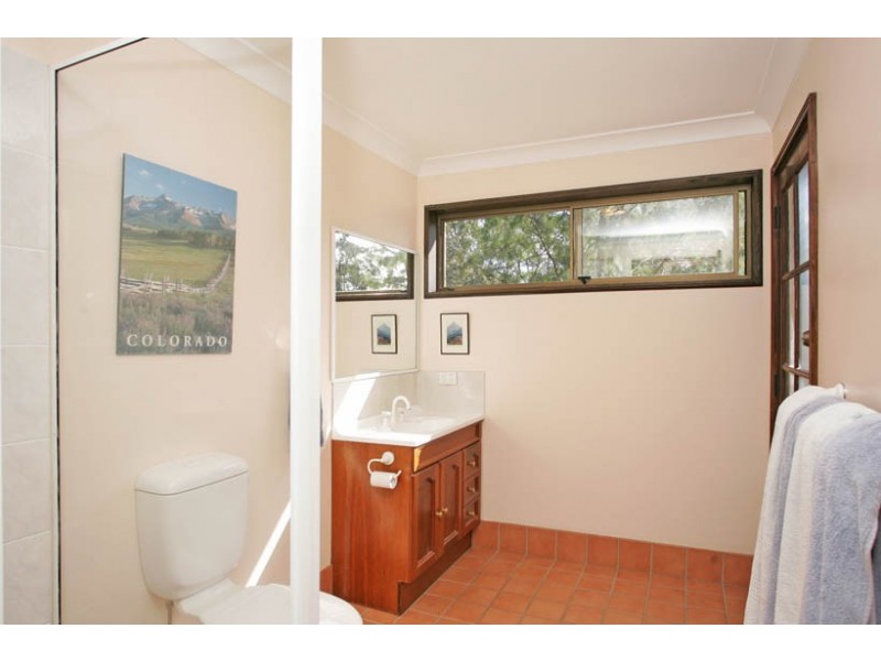 240 Brush Road, Ourimbah NSW 2258