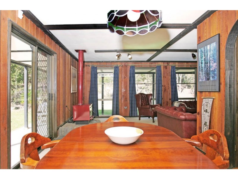 240 Brush Road, Ourimbah NSW 2258