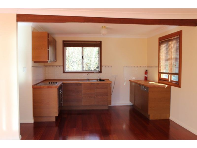 12 South Tacoma Road, Tacoma South NSW 2259