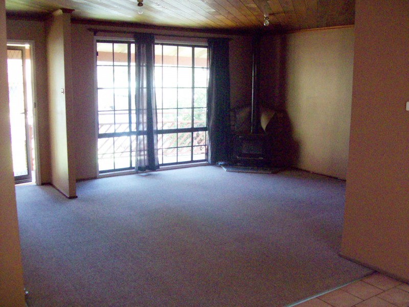 14 Elabana Avenue, Chain Valley Bay NSW 2259