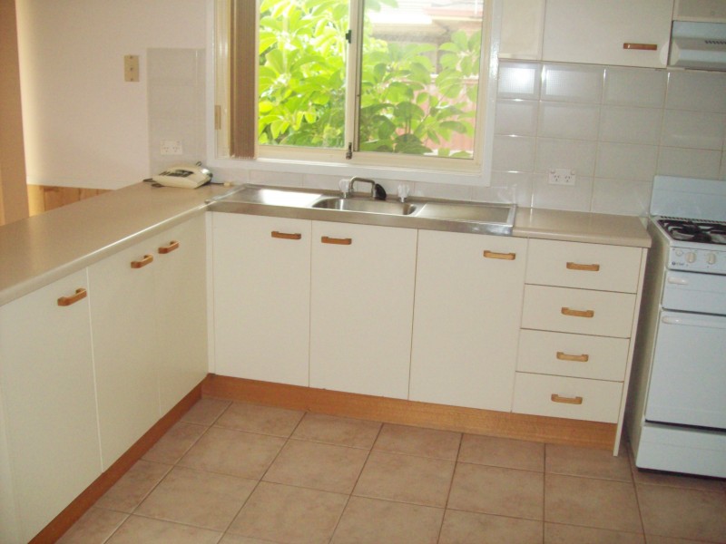 Bateau Bay NSW 2261