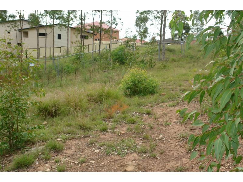 8 Heron Street, Watanobbi NSW 2259