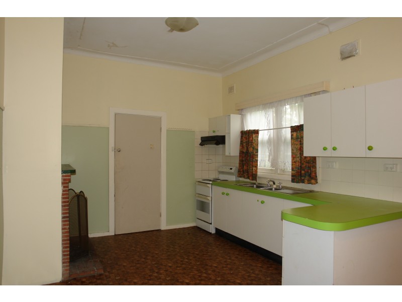 Lisarow NSW 2250