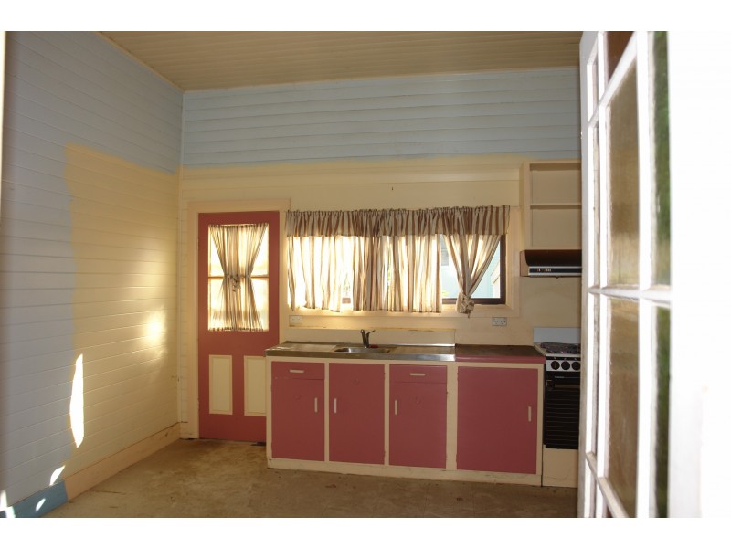 34 Hope Street, Wyong NSW 2259