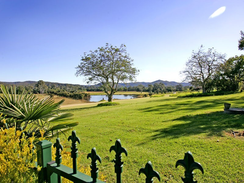 32  Dickson Road, Jilliby NSW 2259