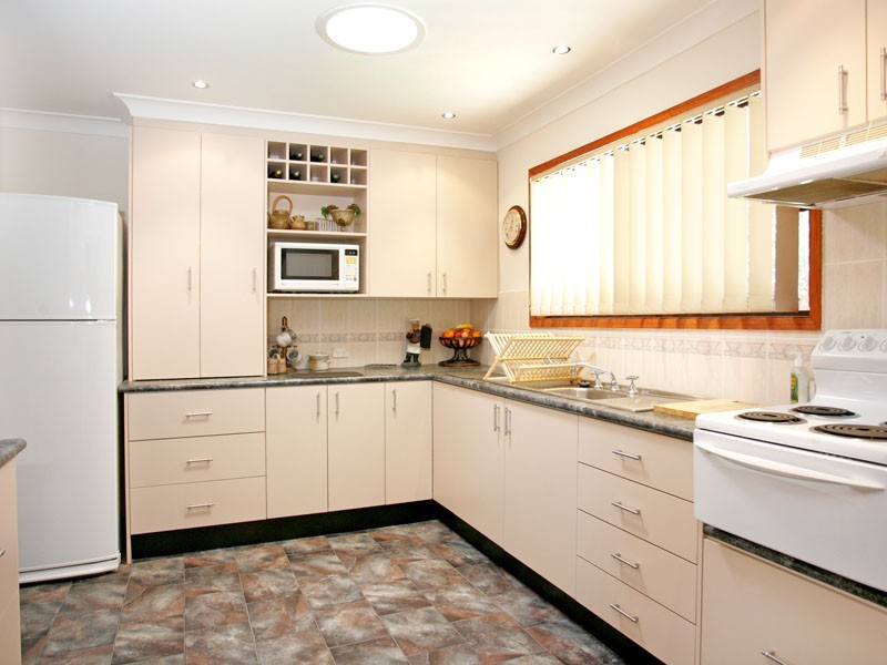 32  Dickson Road, Jilliby NSW 2259