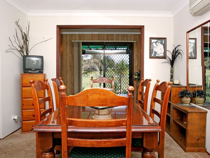 32  Dickson Road, Jilliby NSW 2259