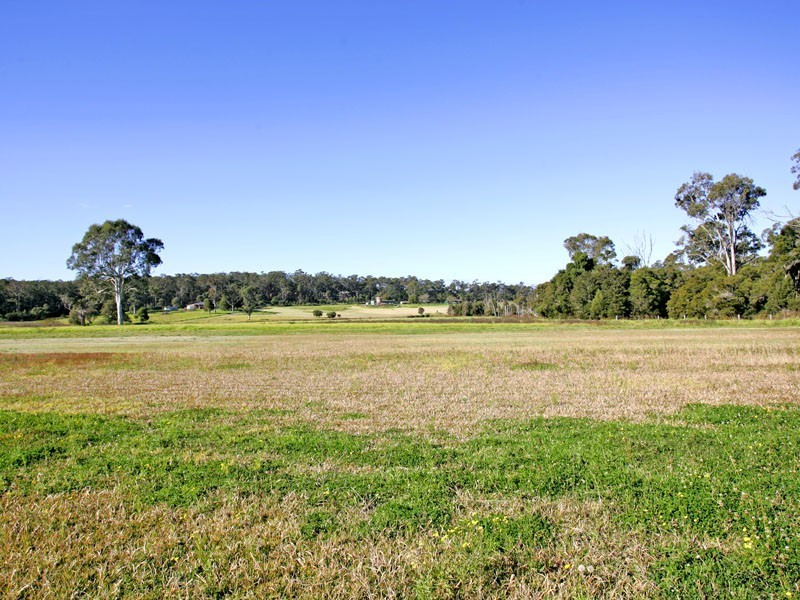 32  Dickson Road, Jilliby NSW 2259