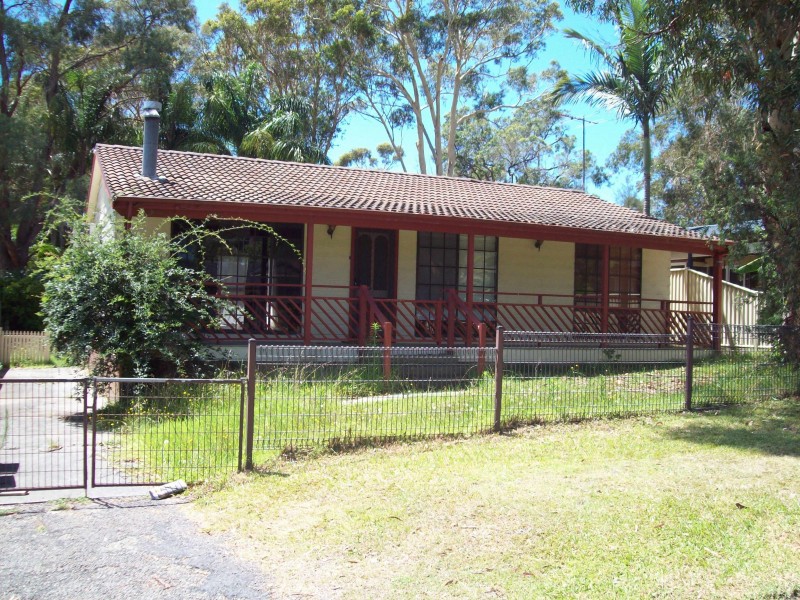 14 Elabana Avenue, Chain Valley Bay NSW 2259