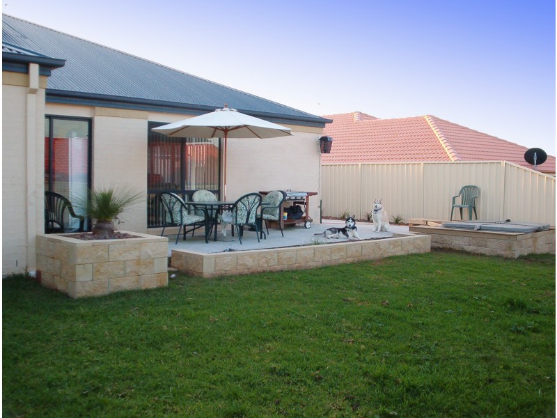 29 Barrington Drive, Woongarrah NSW 2259
