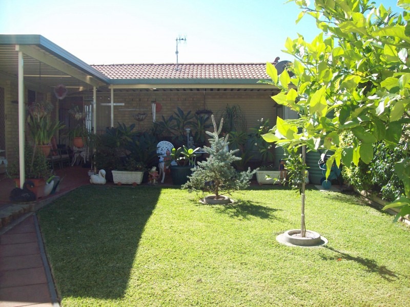 41 St Lawrence Avenue, Blue Haven NSW 2262