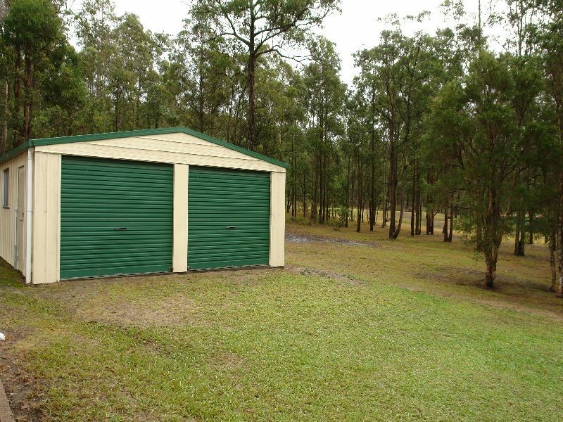 4 Burlington Ave, Jilliby NSW 2259