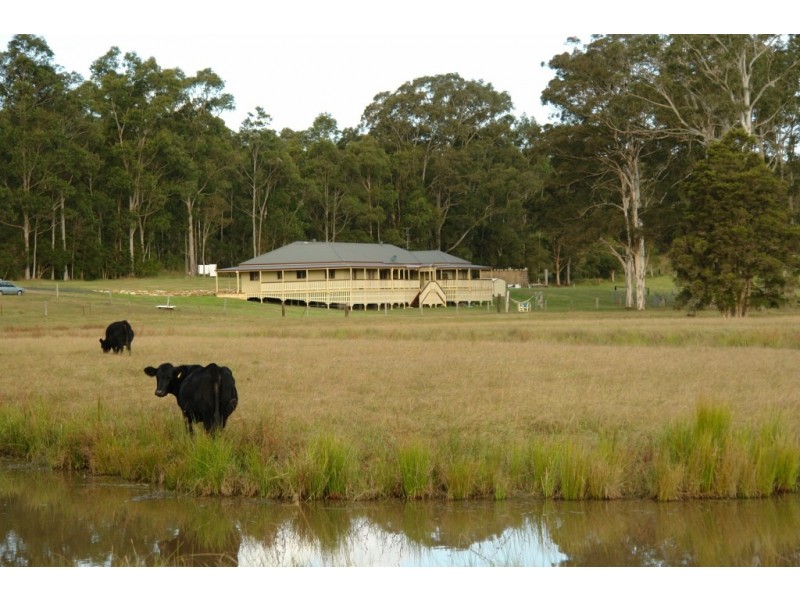 742 Smiths Road, Jilliby NSW 2259