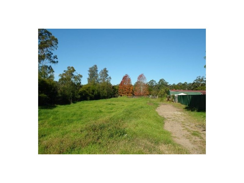 30 Boyce Ave, Wyong NSW 2259