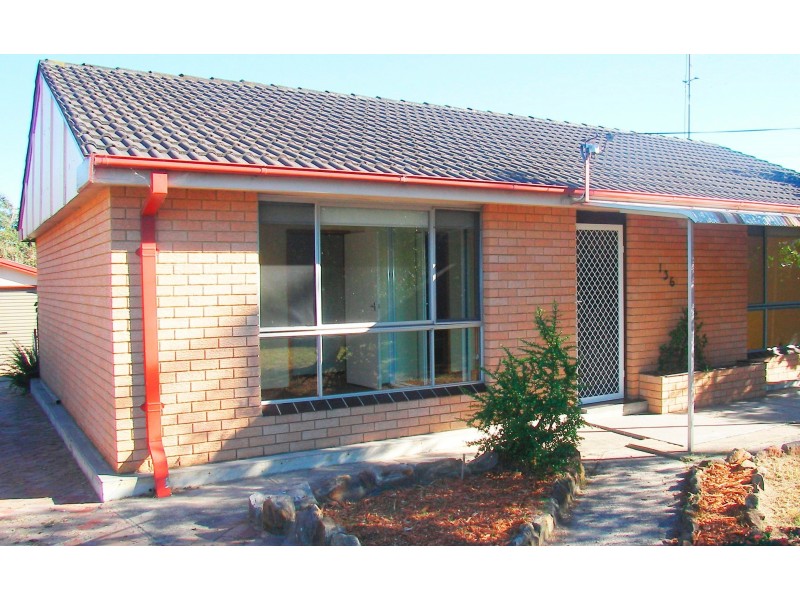 136 Wallarah Road, Gorokan NSW 2263