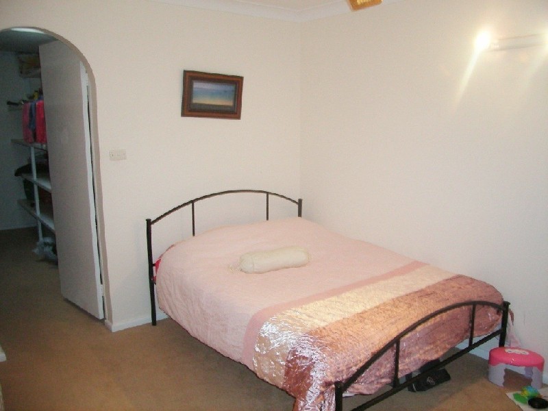 60 Phyllis Avenue, Kanwal NSW 2259