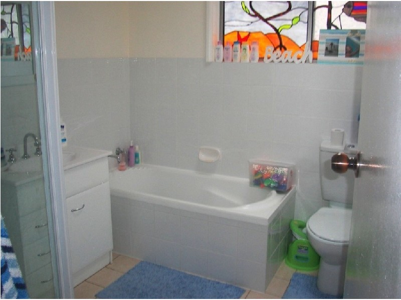 60 Phyllis Avenue, Kanwal NSW 2259