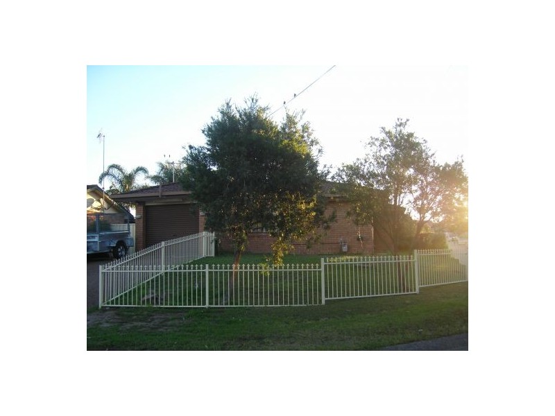 2 Casurina Close, Lake Haven NSW 2263