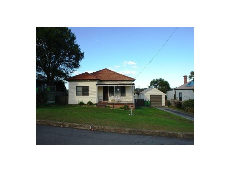 32 Hope Street, Wyong NSW 2259