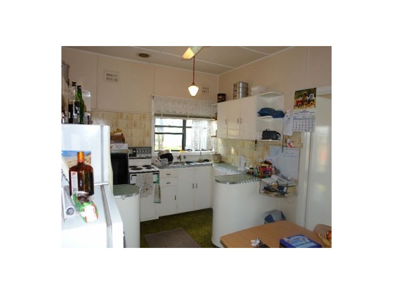 32 Hope Street, Wyong NSW 2259