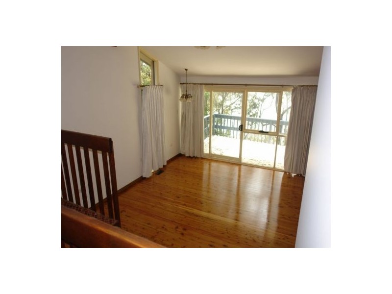 142 Tuggerawong Road, Wyongah NSW 2259