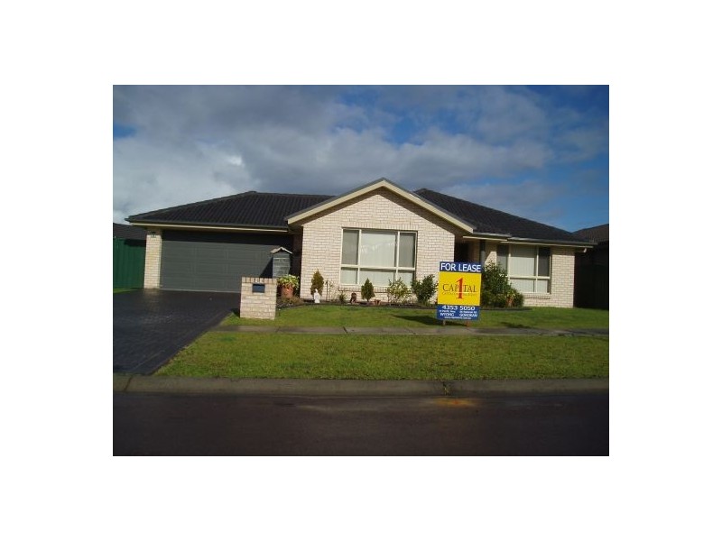 33 Highberry Ave, Woongarrah NSW 2259