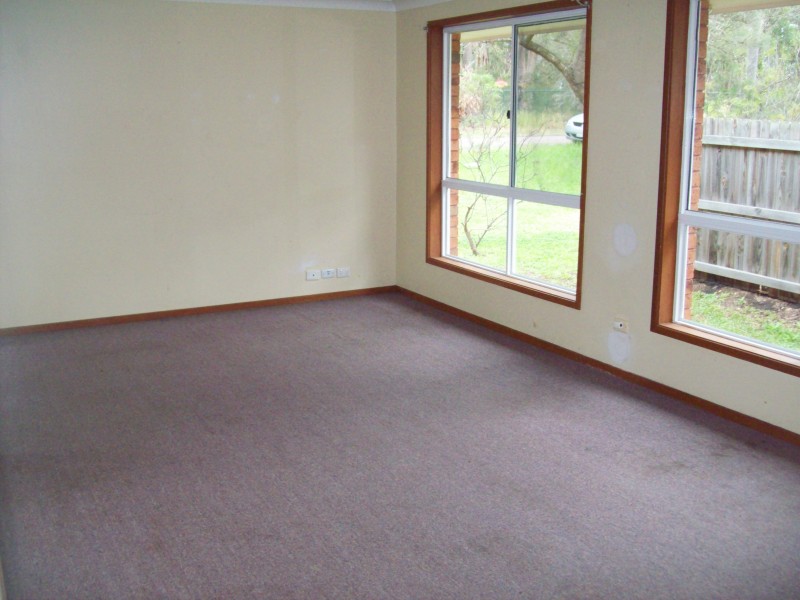 68 Griffith Street, Mannering Park NSW 2259