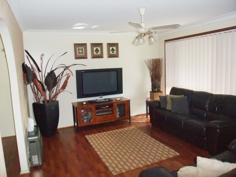 38 Chelmsford Road, Lake Haven NSW 2263