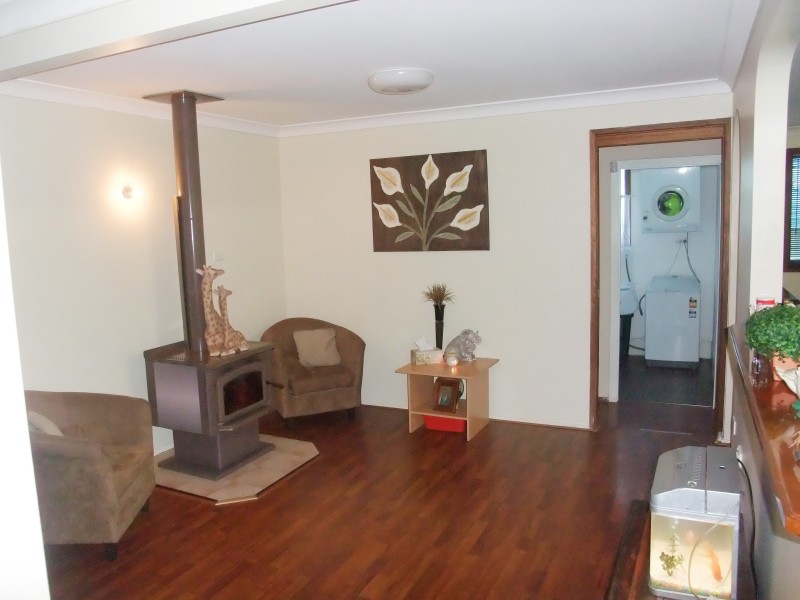 38 Chelmsford Road, Lake Haven NSW 2263