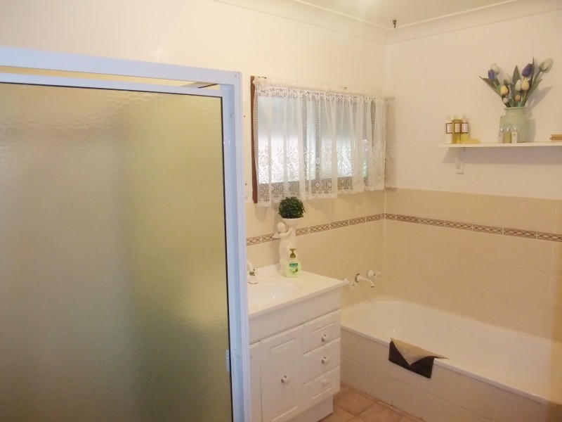 38 Chelmsford Road, Lake Haven NSW 2263