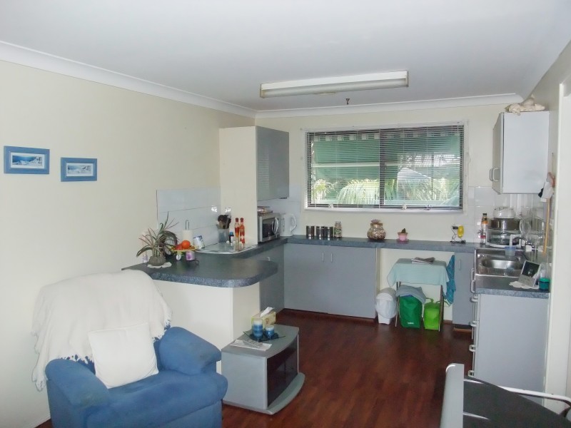 38 Chelmsford Road, Lake Haven NSW 2263