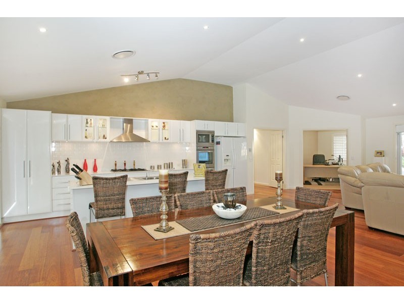 11 Birch Drive, Hamlyn Terrace NSW 2259