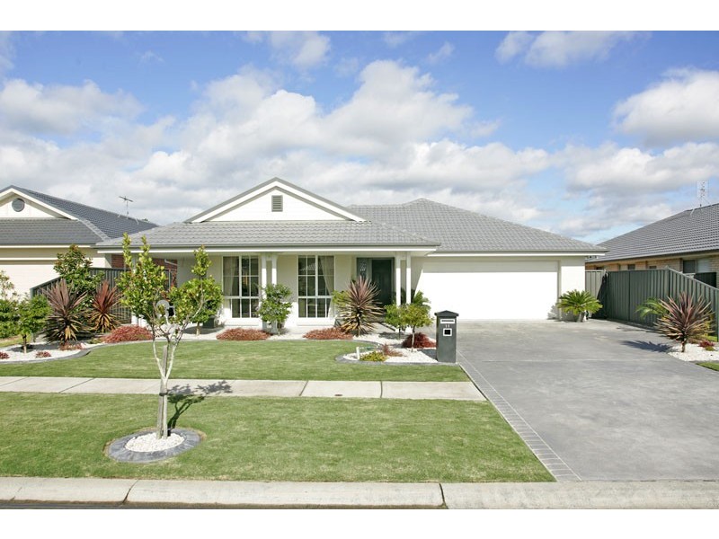 11 Birch Drive, Hamlyn Terrace NSW 2259