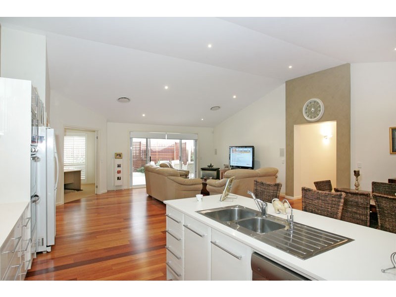 11 Birch Drive, Hamlyn Terrace NSW 2259