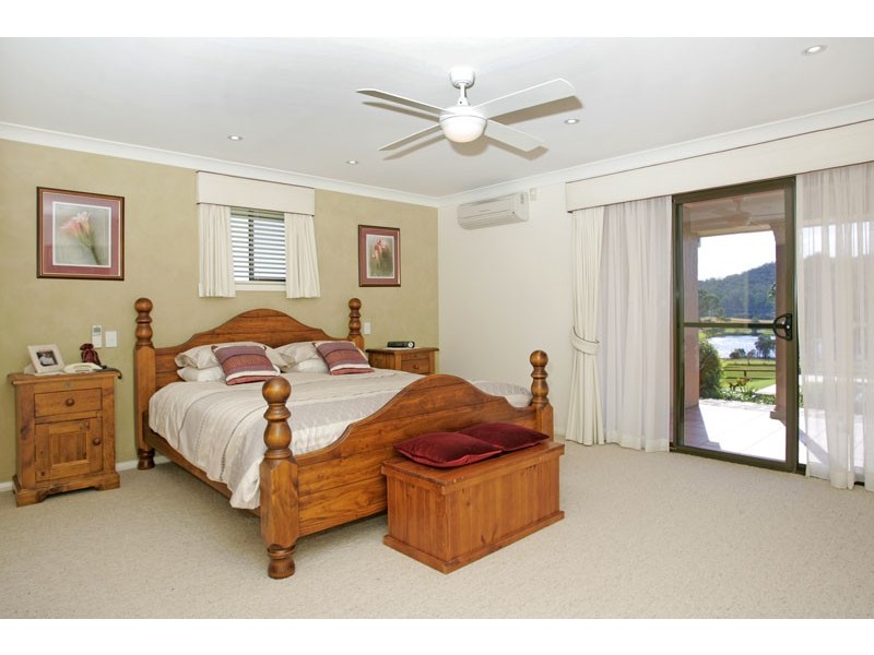 18 Dickson Road, Jilliby NSW 2259