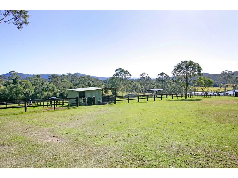 18 Dickson Road, Jilliby NSW 2259