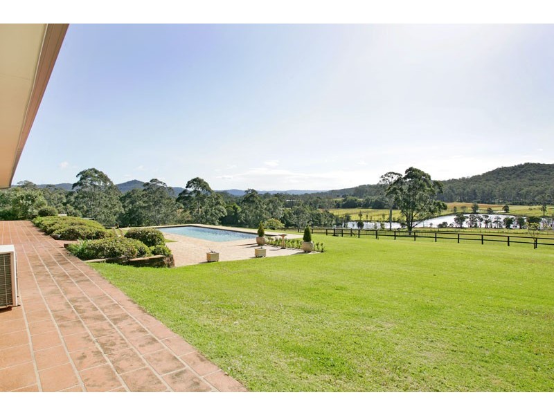 18 Dickson Road, Jilliby NSW 2259