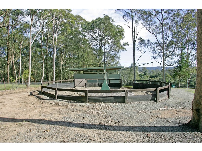 18 Dickson Road, Jilliby NSW 2259