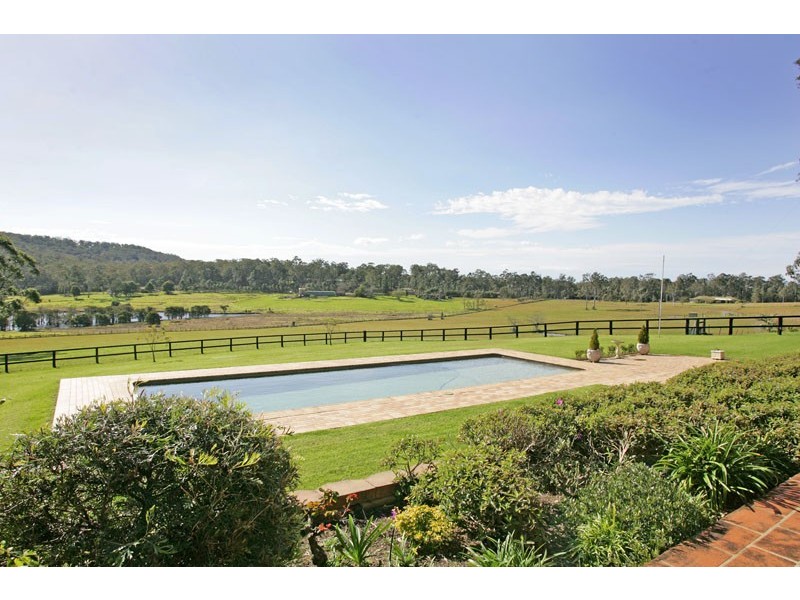 18 Dickson Road, Jilliby NSW 2259