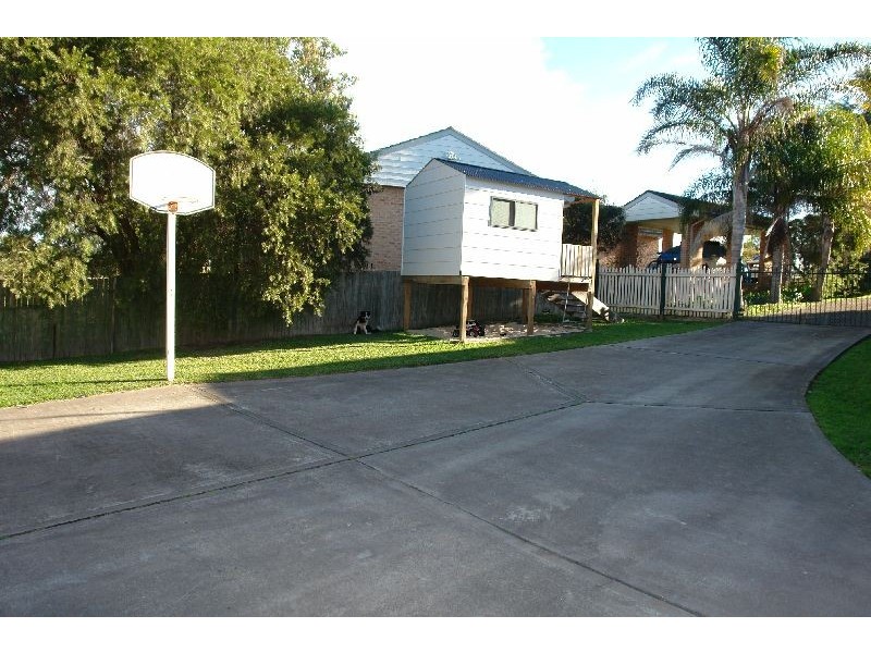 45 Hillcrest Ave, Tacoma NSW 2259