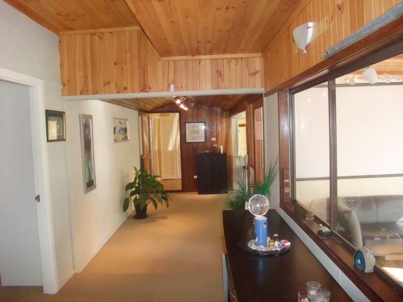 1 Prawn Beach Lane, Wyongah NSW 2259