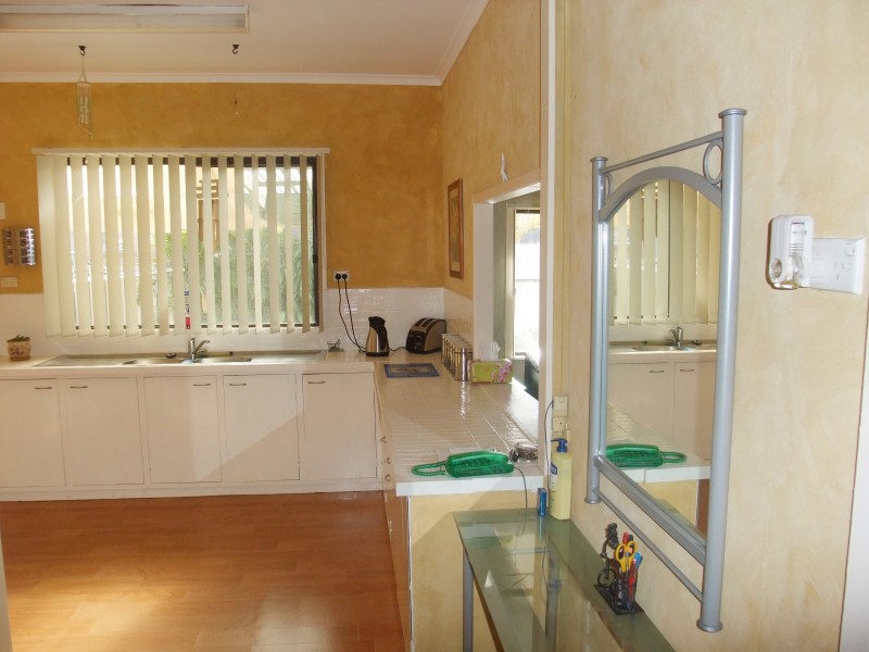 1 Prawn Beach Lane, Wyongah NSW 2259