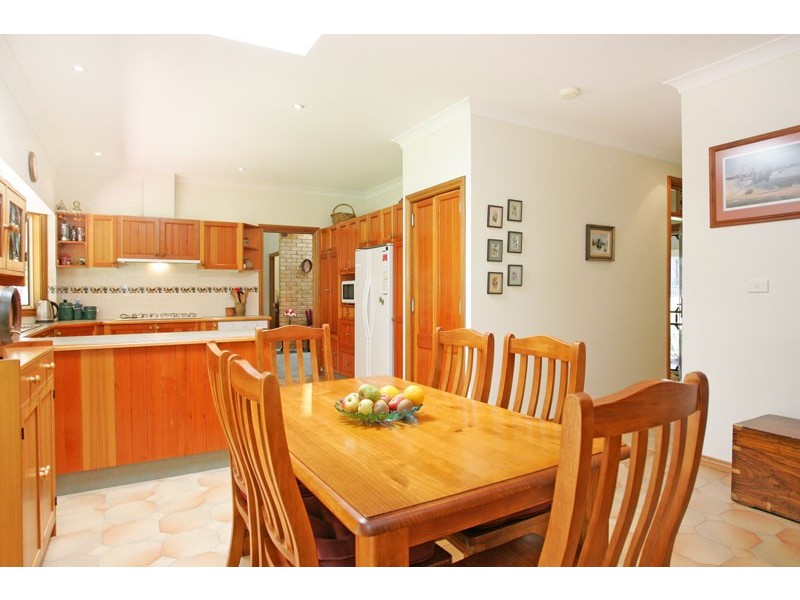 24  Parkridge Drive, Jilliby NSW 2259