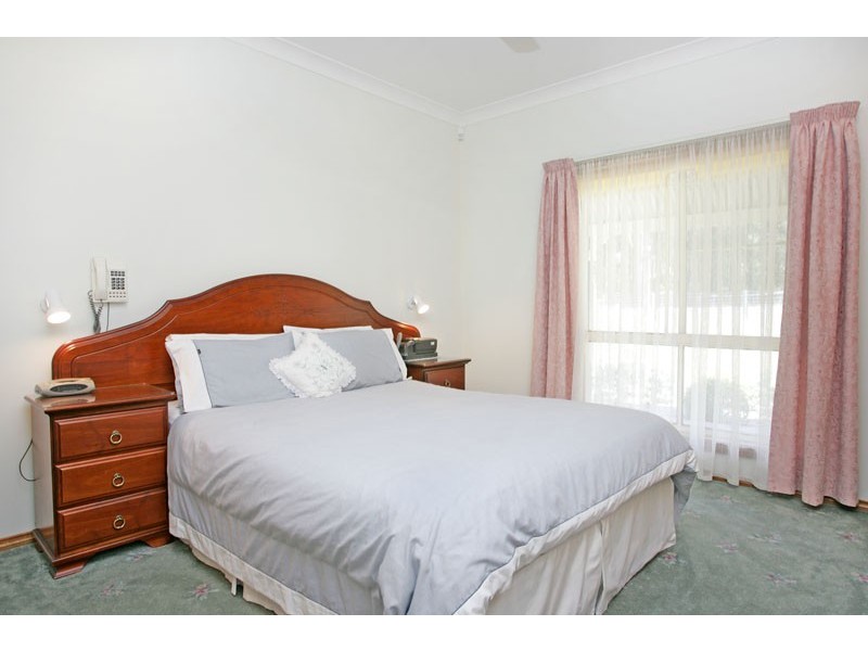 24  Parkridge Drive, Jilliby NSW 2259