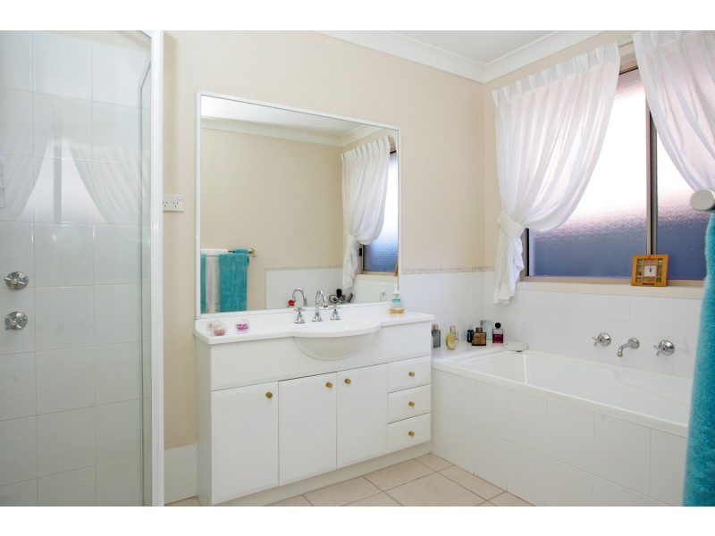 17 Coral Gum Road, Hamlyn Terrace NSW 2259