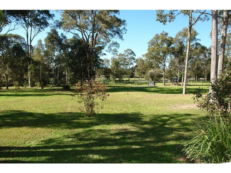 13 Owen Ave, Wyong NSW 2259