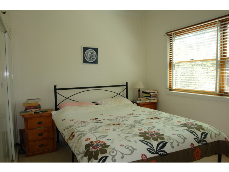 18 North Road, Wyong NSW 2259